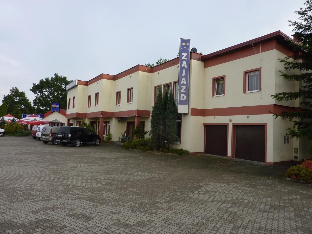 Restauracja - Hotel Nova Skepe Экстерьер фото